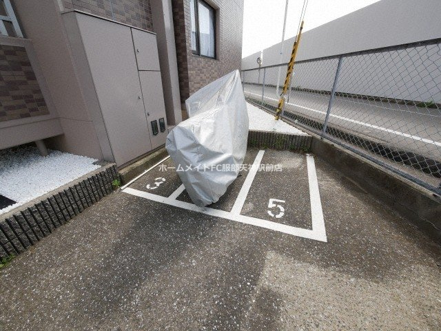 北梅田サニーアパートメントの駐車場