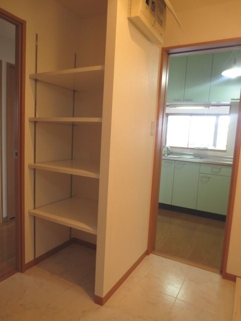 アスティオン真州崎の収納