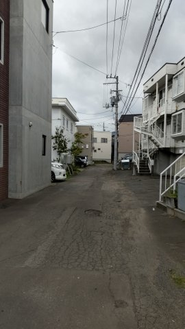 サンハイツ平岸のその他|前面道路の状況です。