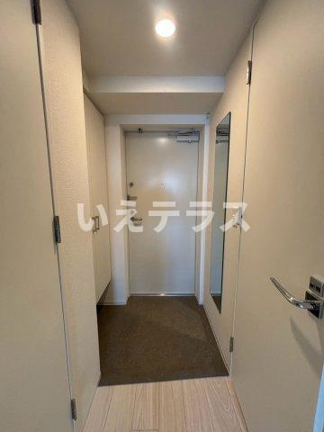セレニテ神戸西アリエの玄関