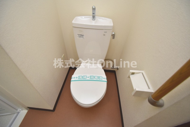 東大阪市御厨栄町１丁目の賃貸マンションのトイレ