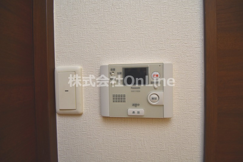 東大阪市御厨栄町１丁目の賃貸マンションのセキュリティ