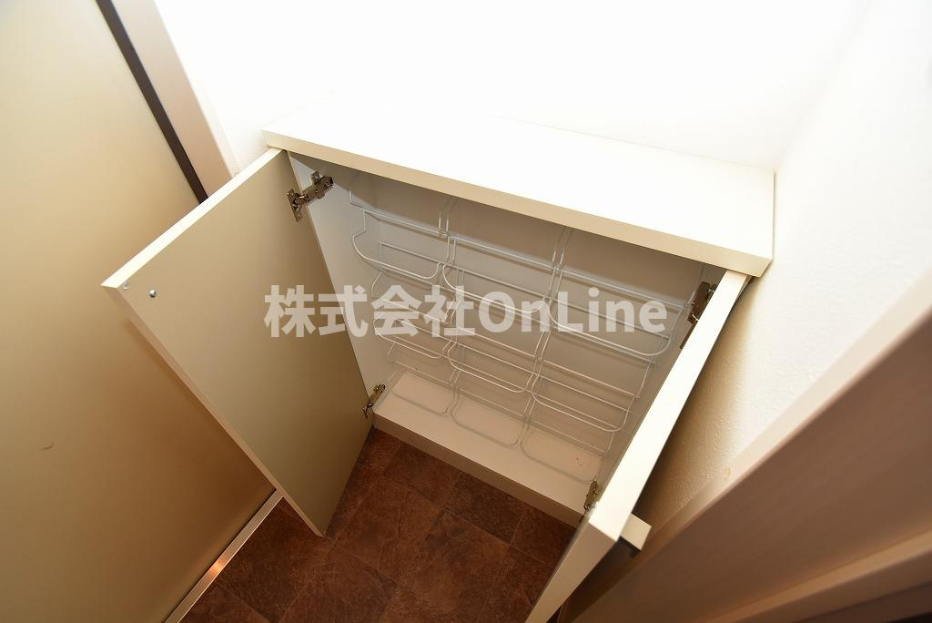 東大阪市吉松１丁目のアパートの収納