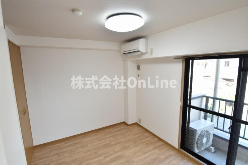 東大阪市下小阪３丁目の賃貸マンションの洋室