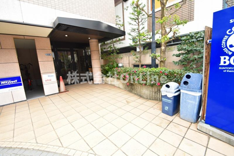 東大阪市下小阪３丁目の賃貸マンションのロビー