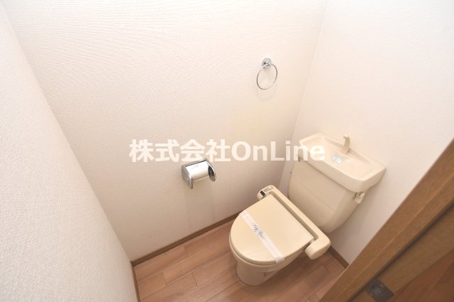 東大阪市下小阪３丁目の賃貸マンションのトイレ