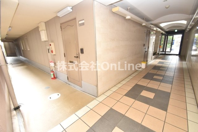 東大阪市下小阪３丁目の賃貸マンションのロビー