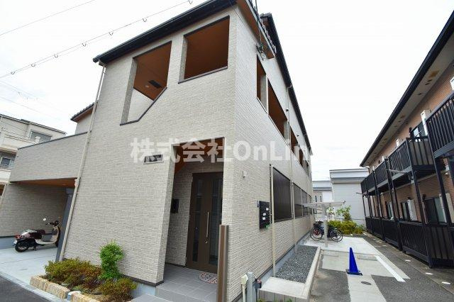 東大阪市南四条町のアパートの外観