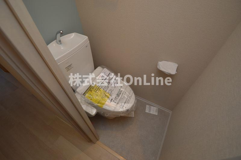 東大阪市長瀬町１丁目の賃貸マンションのトイレ