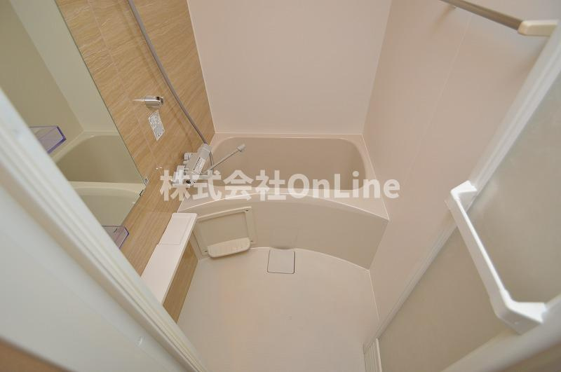 東大阪市長瀬町１丁目の賃貸マンションの浴室