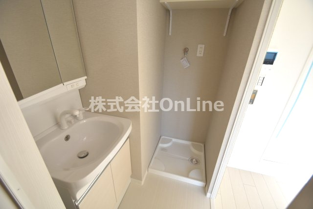 東大阪市中小阪２丁目のアパートの洗面所