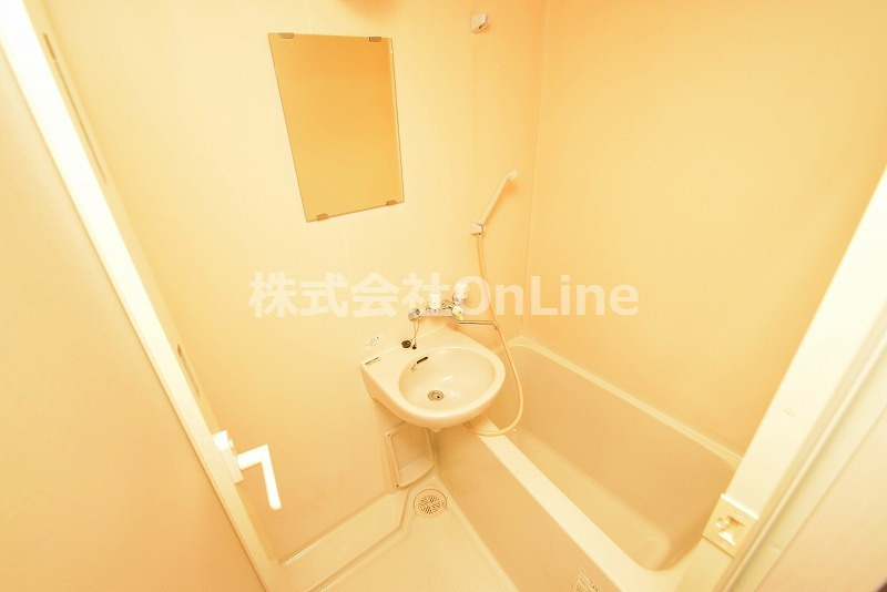 東大阪市俊徳町４丁目の賃貸マンションの浴室