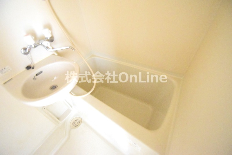 東大阪市俊徳町４丁目の賃貸マンションの浴室