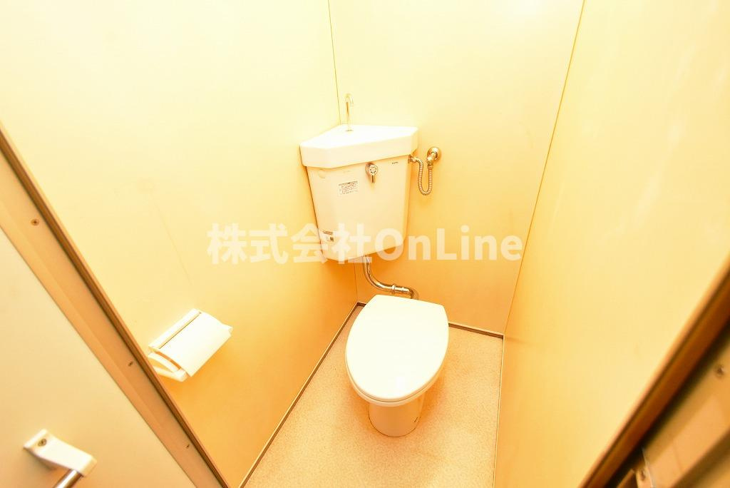 東大阪市俊徳町４丁目の賃貸マンションのトイレ