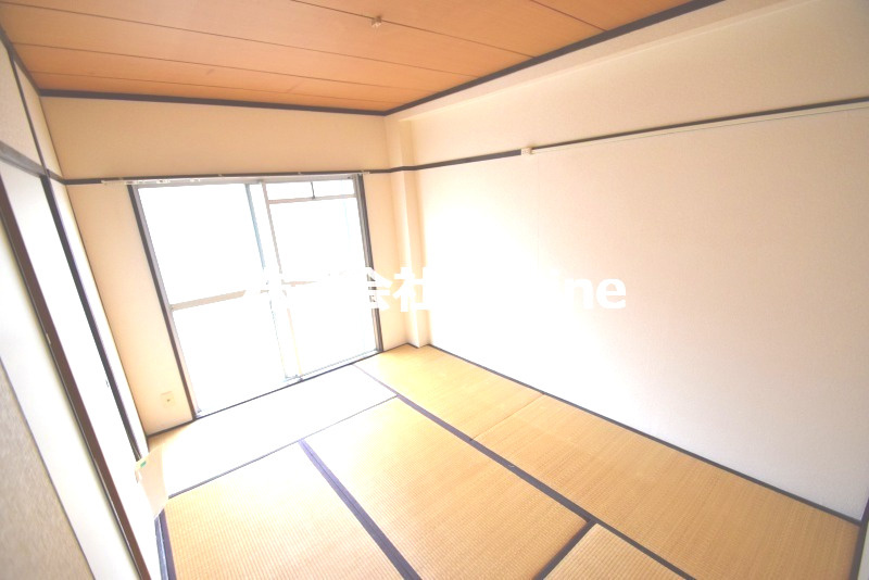 東大阪市中小阪２丁目の賃貸マンションの和室|趣のある和室です
