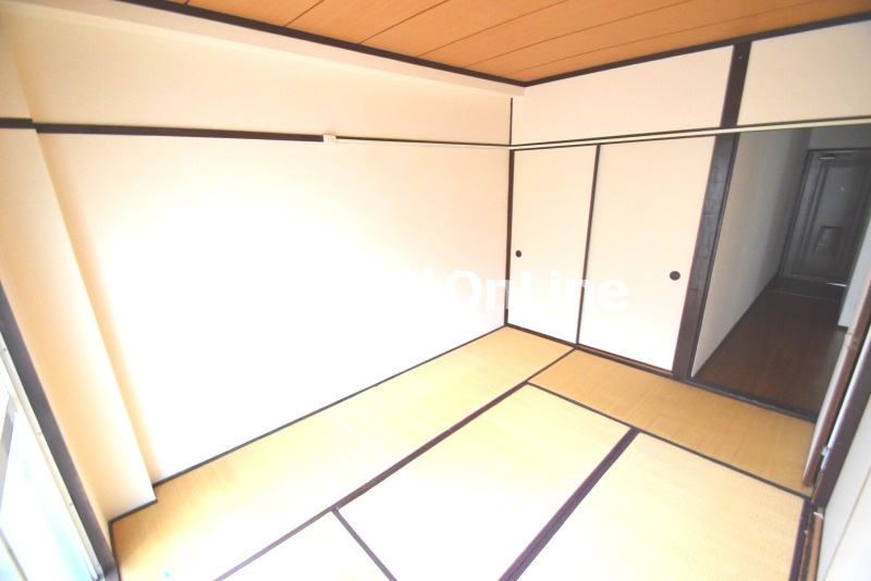 東大阪市中小阪２丁目の賃貸マンションの子供部屋|お子さんのお部屋にいかがでしょうか