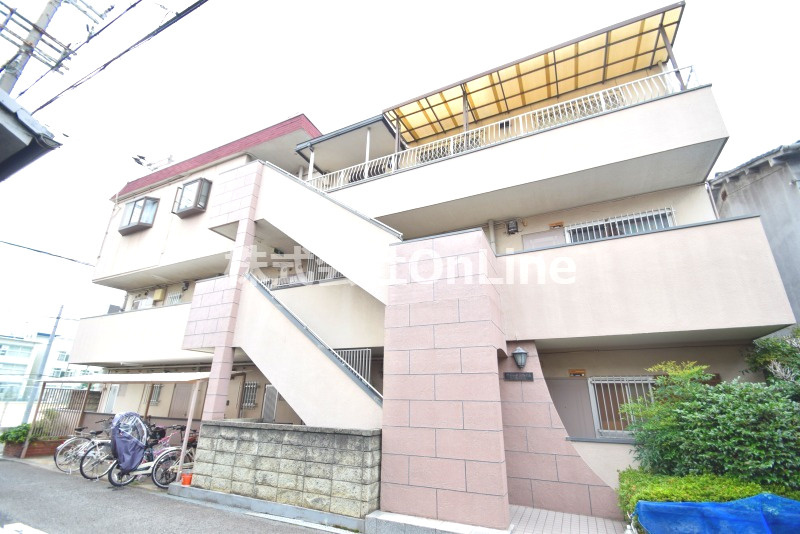 東大阪市中小阪２丁目の賃貸マンションの外観|外観もきれいです