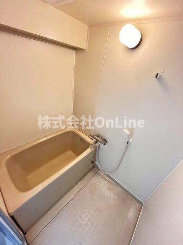 東大阪市荒本新町の賃貸マンションの浴室