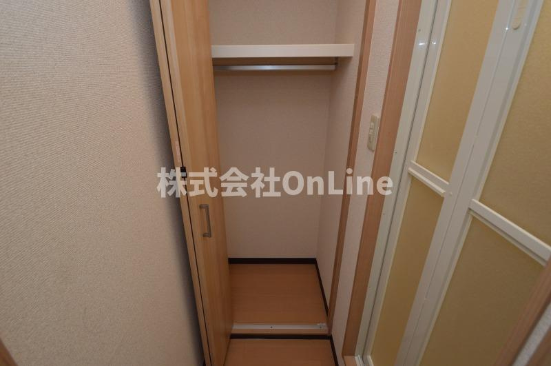 東大阪市宝持１丁目の賃貸マンションの収納