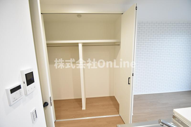 東大阪市大蓮東２丁目のアパートの収納