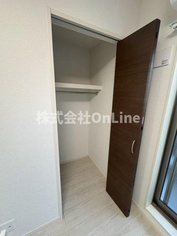 東大阪市俊徳町１丁目のアパートの収納