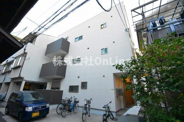 東大阪市高井田元町２丁目のアパートの外観