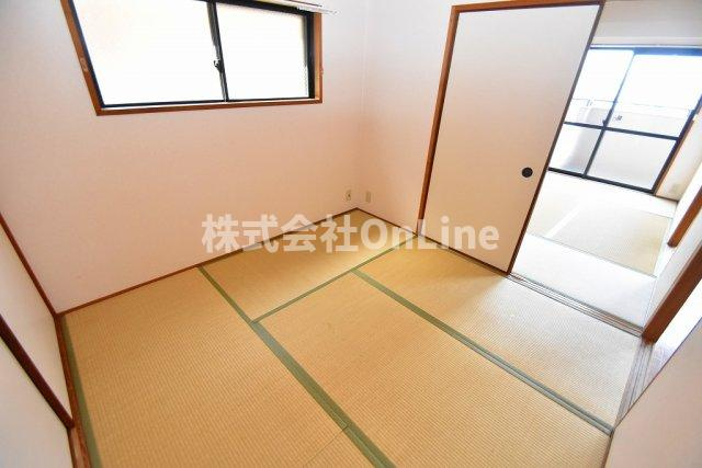 東大阪市西堤本通東３丁目の賃貸マンションの和室