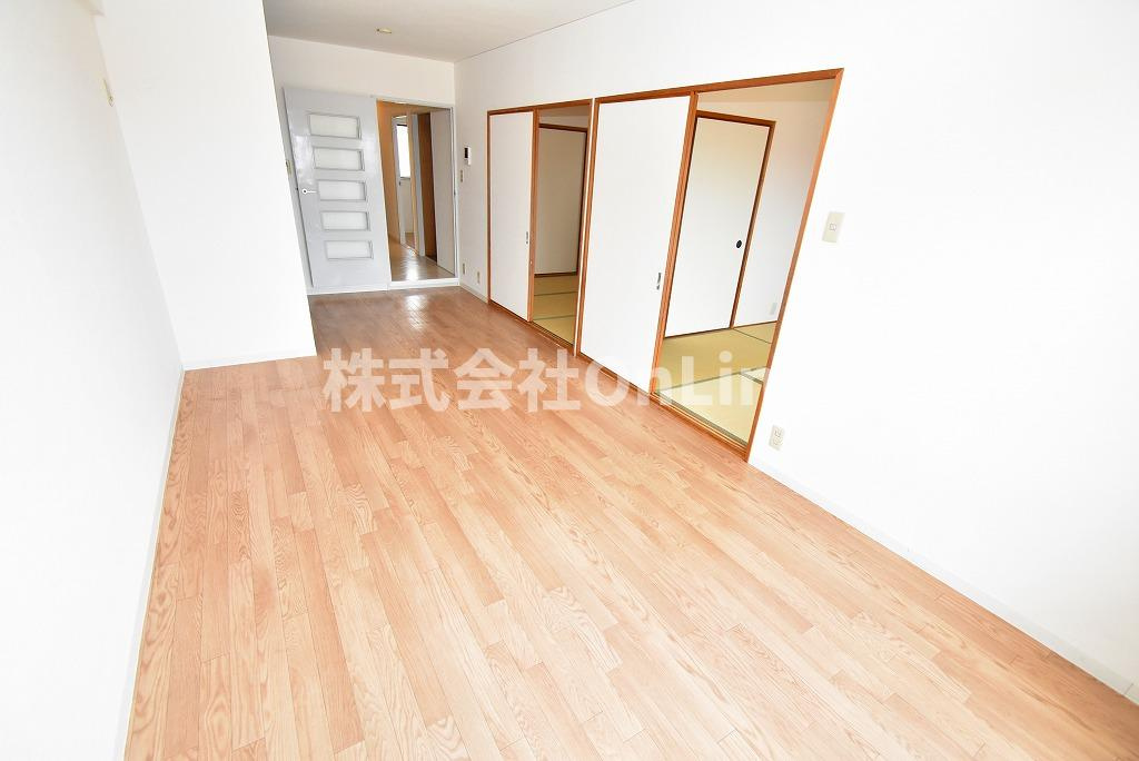 東大阪市西堤本通東３丁目の賃貸マンションの居間・リビング