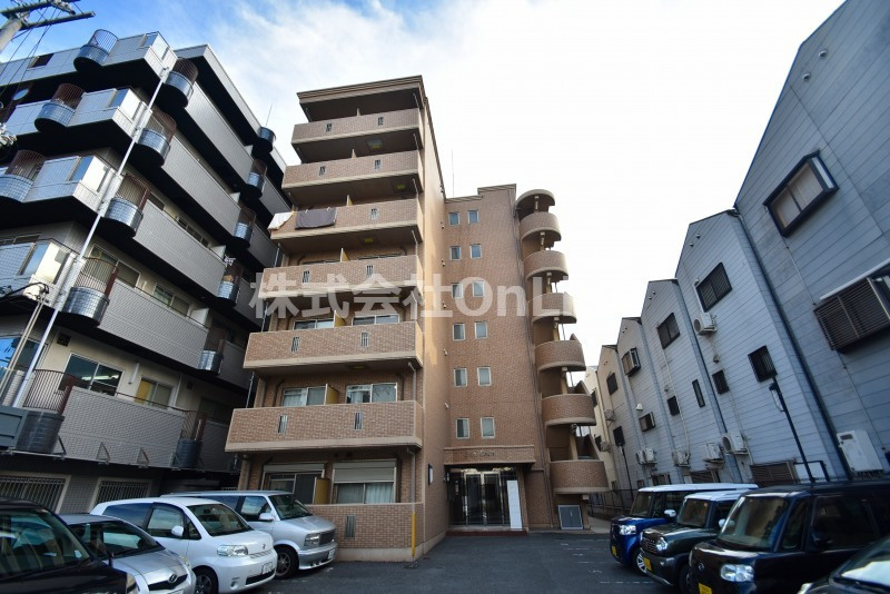 東大阪市高井田本通７丁目の賃貸マンションの外観