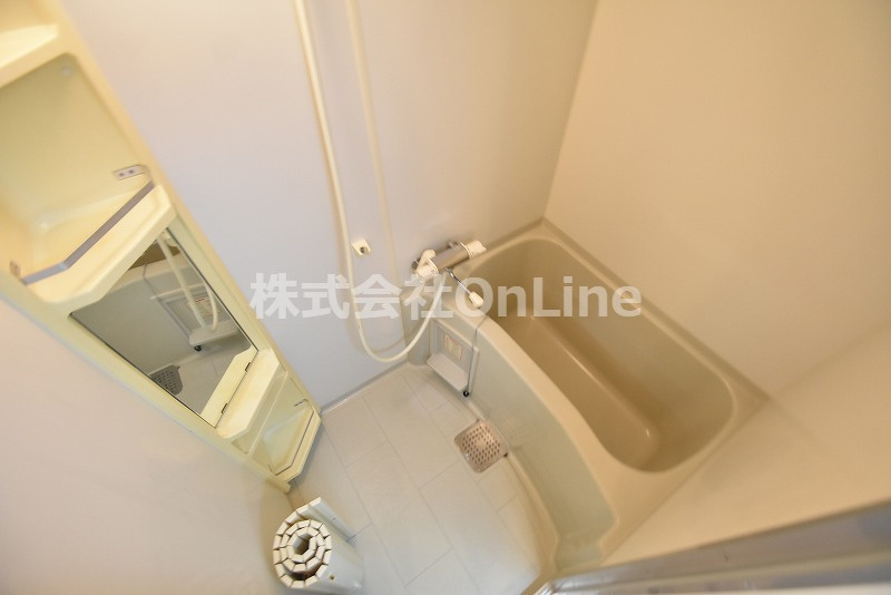 東大阪市高井田本通７丁目の賃貸マンションの浴室