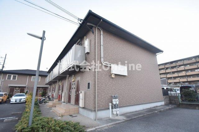 東大阪市新池島町３丁目のアパートの外観