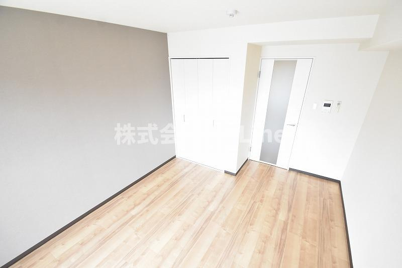 東大阪市菱江３丁目の賃貸マンションの洋室