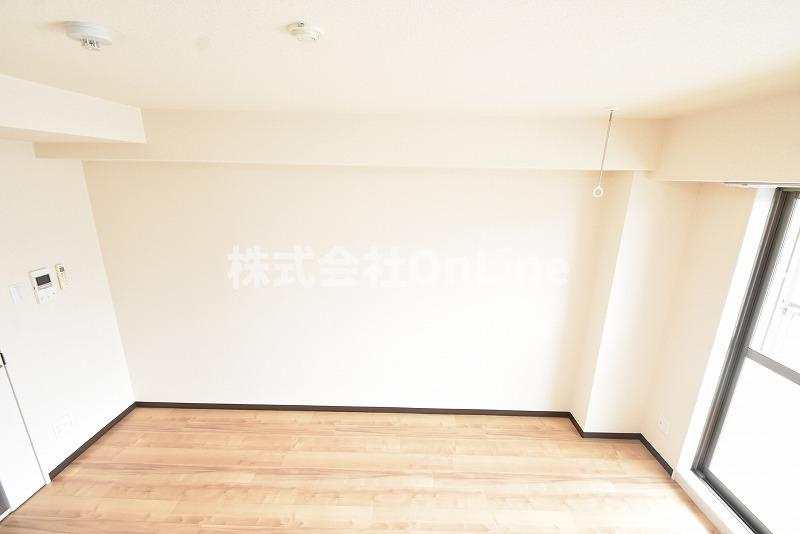東大阪市菱江３丁目の賃貸マンションの居間・リビング