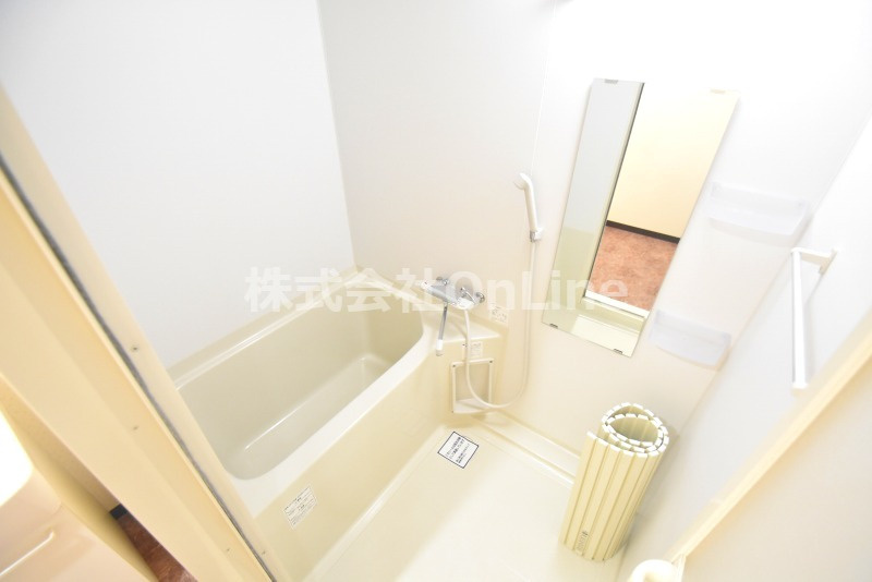 東大阪市荒本新町の賃貸マンションの浴室