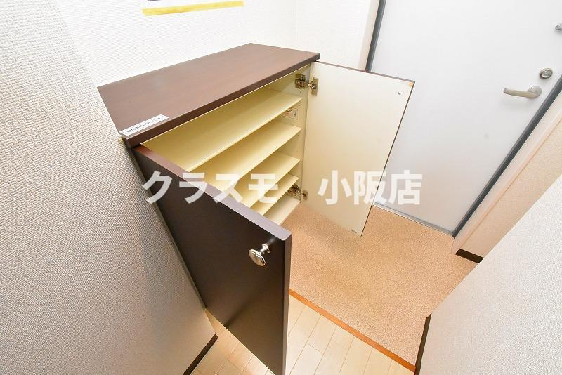東大阪市高井田西１丁目の賃貸マンションの収納