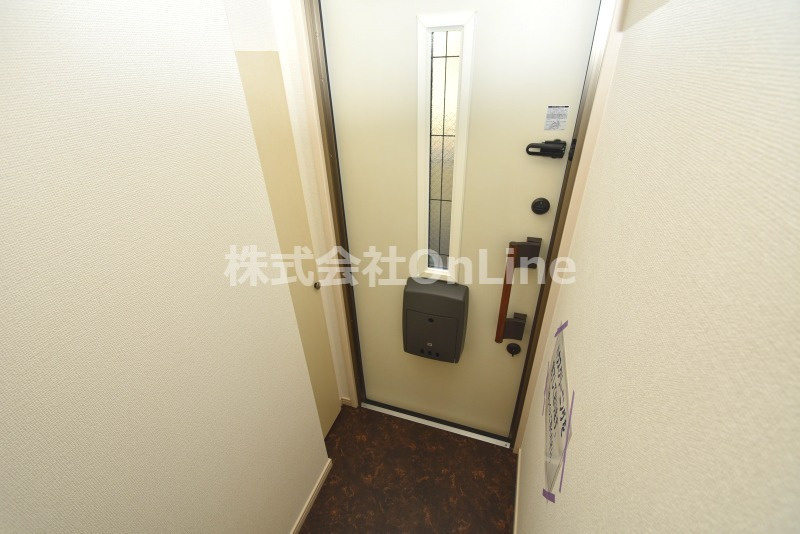 東大阪市川田３丁目のアパートの玄関