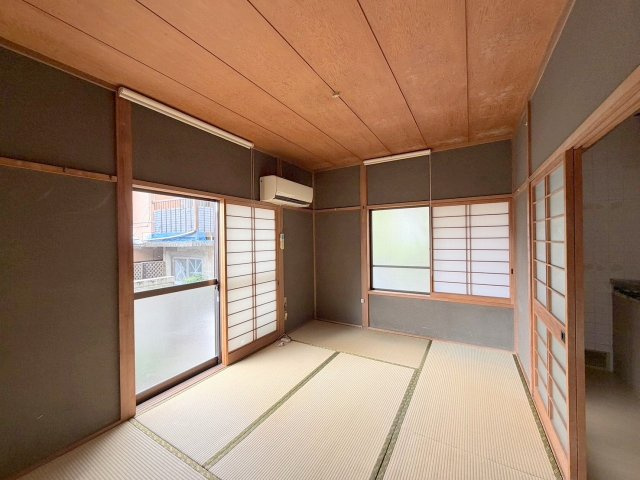 呉市広三芦２丁目の一戸建ての内装