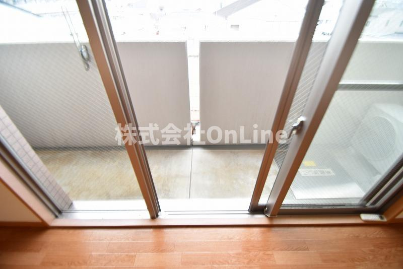 東大阪市小若江１丁目の賃貸マンションのバルコニー