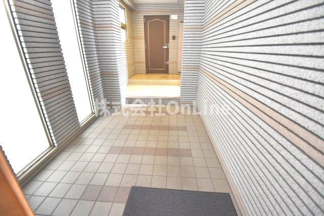 東大阪市小若江１丁目の賃貸マンションのロビー
