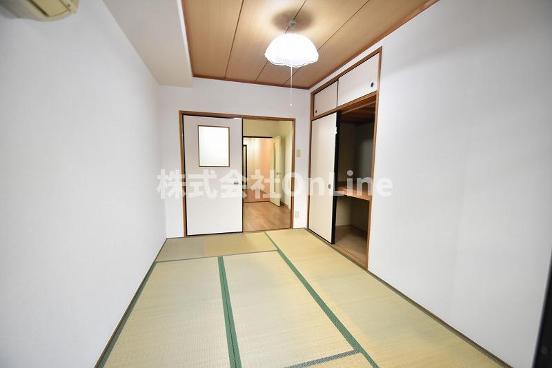 東大阪市長堂２丁目の賃貸マンションの寝室
