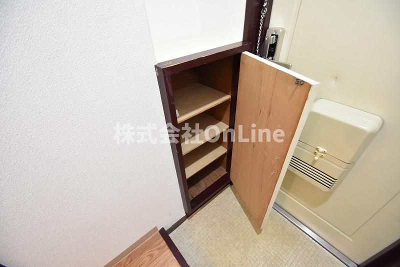 東大阪市長堂２丁目の賃貸マンションの収納