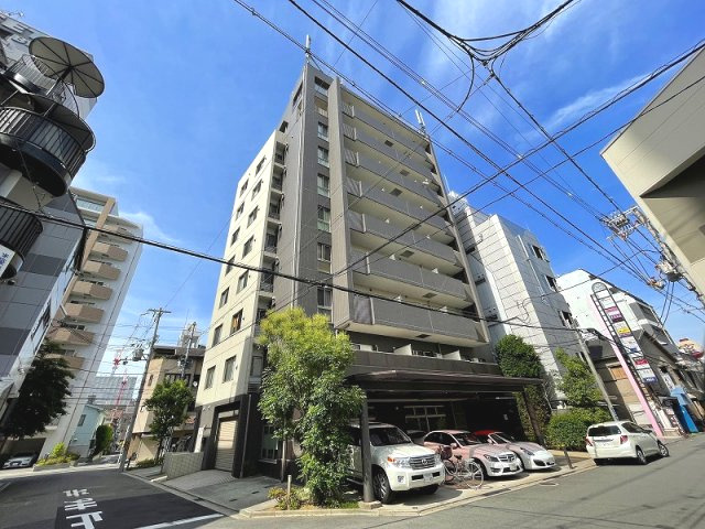 東大阪市足代新町の賃貸マンションの外観