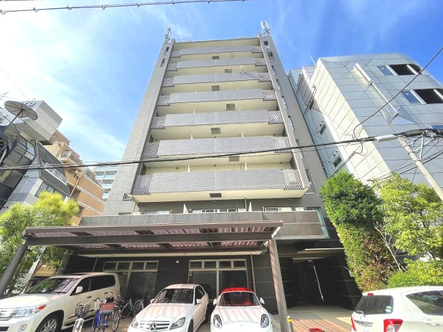 東大阪市足代新町の賃貸マンションの外観
