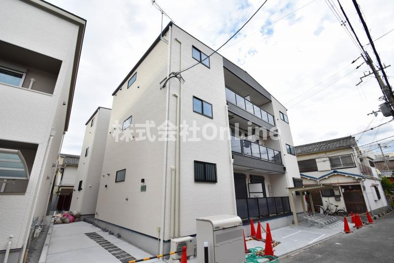 東大阪市高井田元町２丁目のアパートの外観