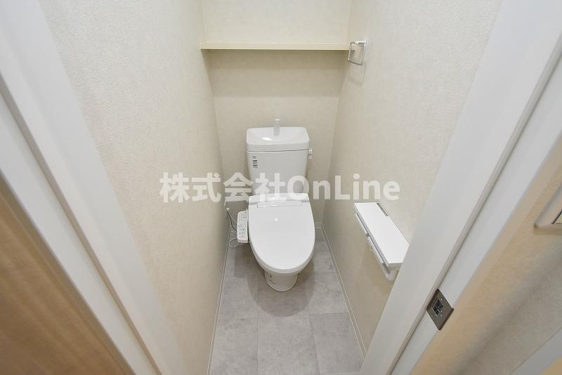 東大阪市下小阪３丁目のアパートのトイレ