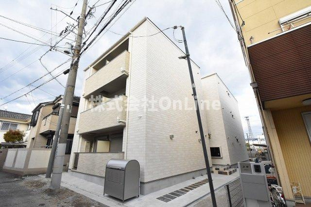 東大阪市下小阪３丁目のアパートの外観