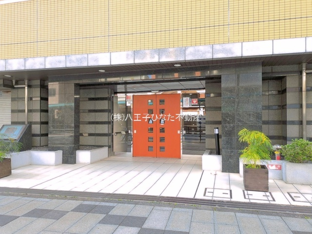 『八王子市マンション』ライオンズマンション八王子シティ【仲介手数料無料】　八王子市横山町9-14のエントランス|～仲介手数料無料☆八王子ひなた不動産～ライオンズマンション八王子シティ