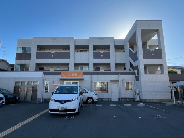 ユニヴァリィティグレの外観