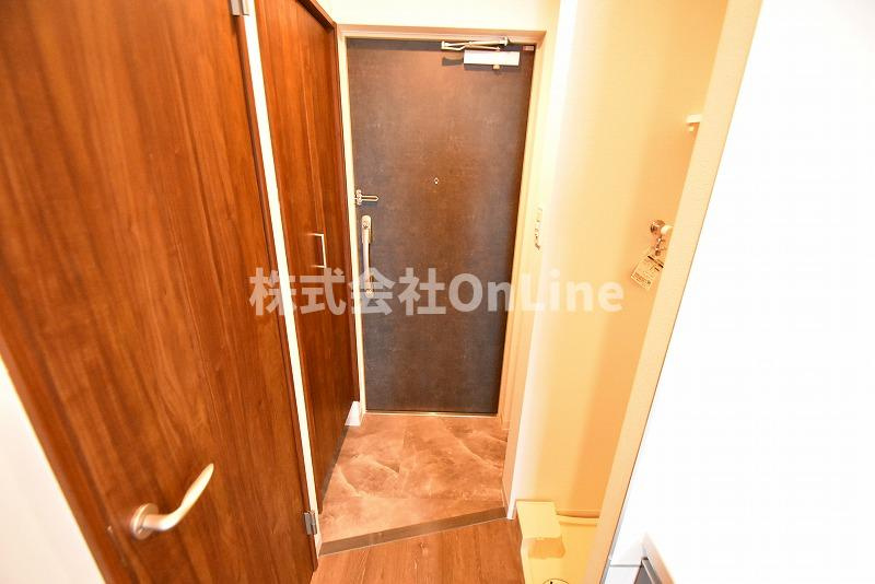 東大阪市横枕西の賃貸マンションの玄関