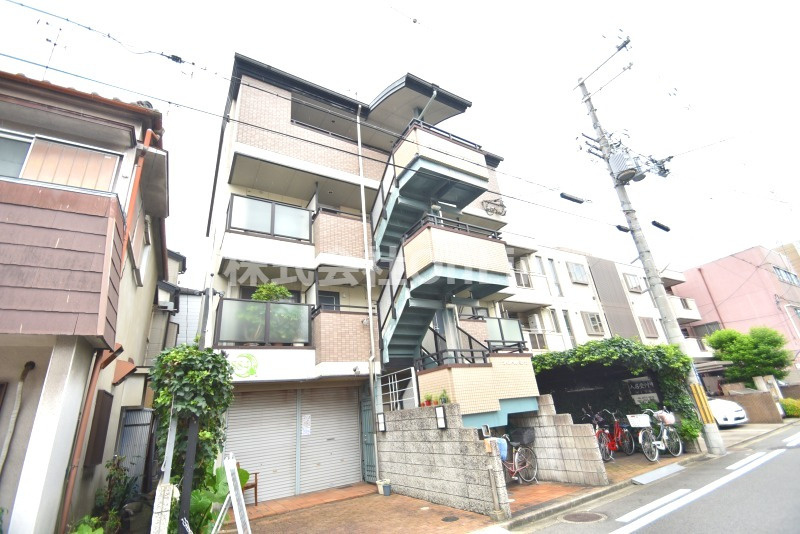 東大阪市長堂３丁目の賃貸マンションの外観